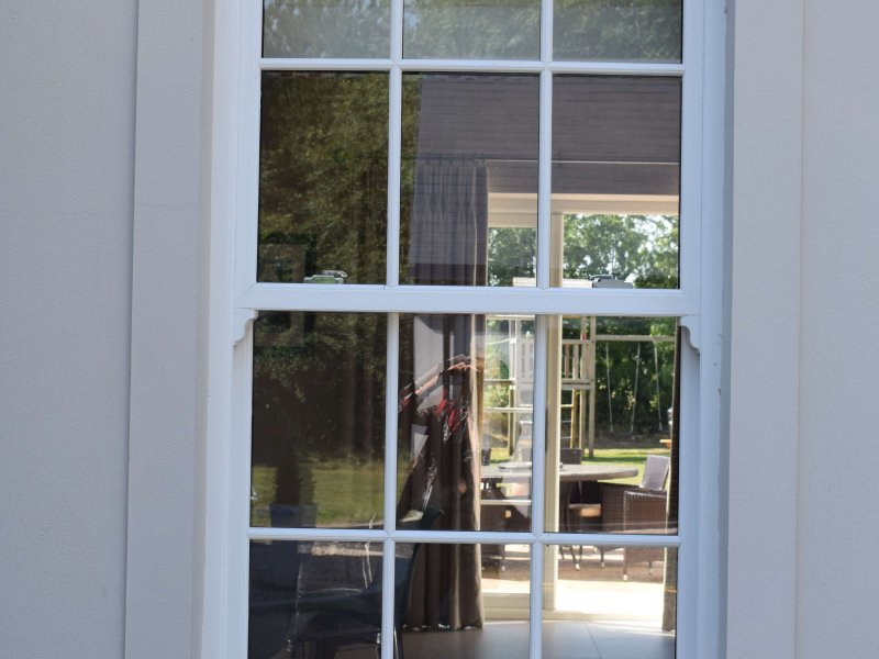 sliding sash (10)